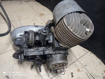 Motor skútr ČZ 175 prase - 3