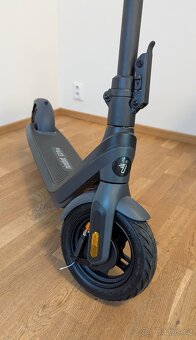 Segway Ninebot F2 PRO E odpružená elektrokoloběžka, 32 km/h - 3