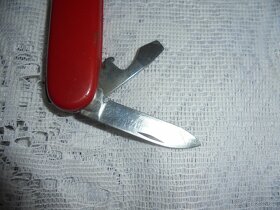 Prodám červený zavírací nůž zn. MIKOV - 3