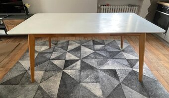 Jídelní stůl 180x90 cm bílý, podnož dřevo - 3