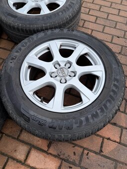 Sada kol originál Audi 8Jx17 s pneu Goodyear 235/65 R17 - 3