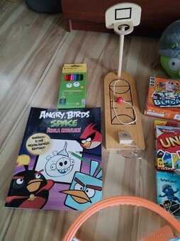 Angry Birds, album, karty, gyroskop, hry, košíková, vrtule - 3