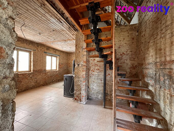 Prodej, rodinný dům 3+kk, 335 m2, Holedeč, Veletice - 3