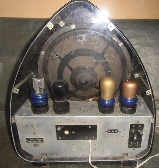 Rádio Philips 930 hrající - 3