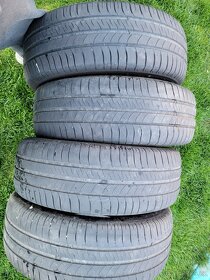 Letní pneu Michelin 205/60/16  DOT 4718 - 3