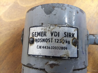 Š1203 zvedák (hever) - 3