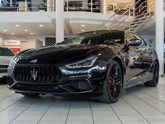 Maserati Ghibli Trofeo - 3