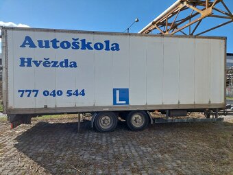 Nákladní přívěs 10t - 3