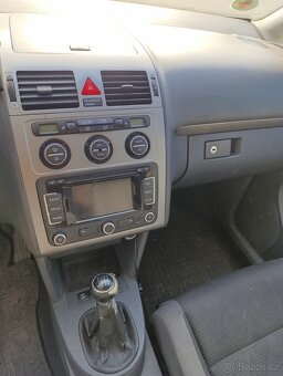 VW Touran 2.0tdi 103kw bmm freestyle 2009 - 3