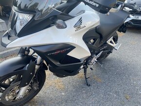 Honda VFR 800 X Crossrunner NYNÍ NOVĚ PŘEZUTO - 3
