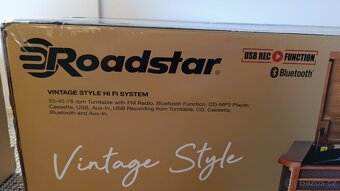 HIFI systém Roadstar HIF-1993+BT v retro stylu - 3