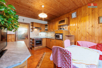 Prodej rodinného domu, 902 m2, Bochov, ul. Zahradní. - 3