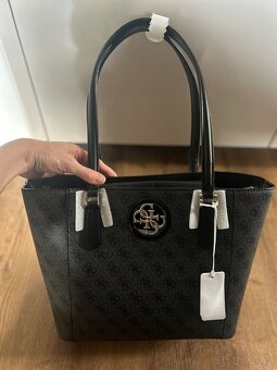 Nová originál kabelka Guess - 3
