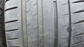 Letní pneu 255/35/19 Michelin - 3