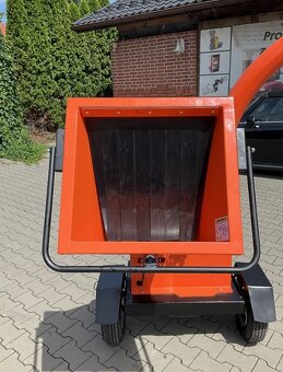 Benzínový štěpkovač za traktor, 242 kg - 3