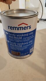 Tvrdý voskový olej Remmers kaštan 2.5L. - 3