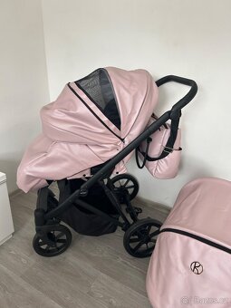 Jemně růžový kočárek Kunert Ivento 2v1 - 3