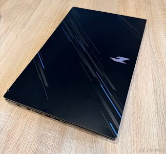 Herní notebook Acer Nitro V15, 16GB RAM, i7 - 3