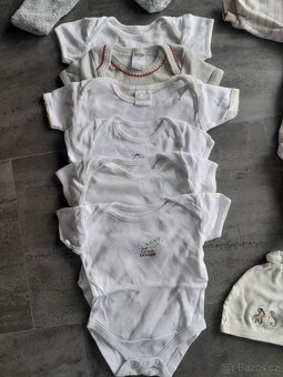 Neutrální oblečení vel.62 - 3