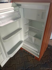 Lednice se skříňkou - 3