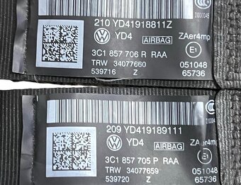 Palubní deska černá 3AB857003AB OBP VW Passat B7 2012 - 3