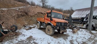 Mercedes - Bens Unimog U1650 - 3