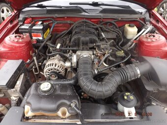 Prodám Ford Mustang automat,ADkupé, M1, 4009 obsah motoru - 3