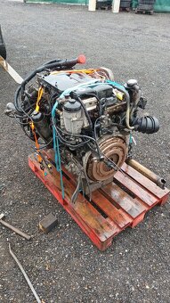 Man tgl 12.210 motor - 3