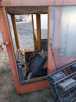 Prodám kabinu Hon un 053 1,2 - 3