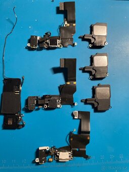 Nabíjecí konektory a mikrofony pro iPhony 5,5s,4,4s,se (16) - 3