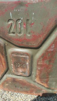 20lt kanystr 1959 do veterána
- 3