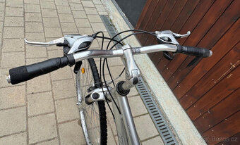 Trekové kolo R28 MaxBike - 3