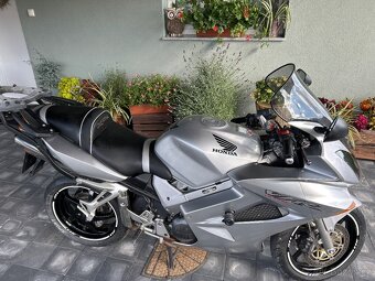 Honda Vfr 800 - 3