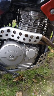 Honda NX650 Dominator - 3