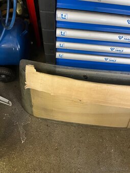 Renault R8 sklo. - 3