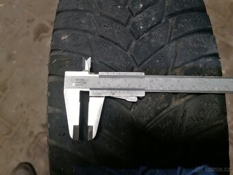 Kola Iveco 225/70 R15C - 3