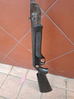 Vzduchovka Iž 22 - 3