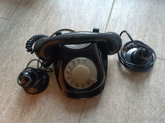 Retro telefón TESLA - 3