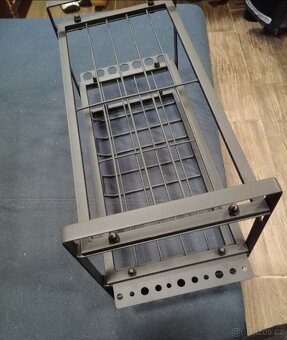 Dílenská polička (kovová) na 4 ks Aku nářadí. - 3