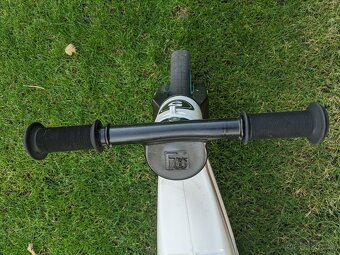 Odrážedlo Funny Wheels bílé - 3