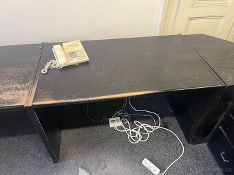 Cerny kancelarsky nabytek - 3