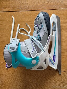 Prodám dětské brusle Oxelo 32-35 - 3