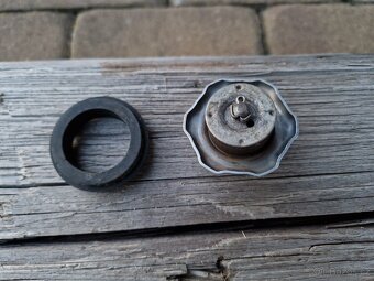 Jawetta víčko nádrže - 3