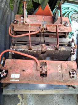 3 sekce vřetenové sekačky Jacobsen - 3