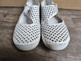 Bílé kožené balerínky RIEKER v.40 - 3