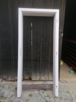 Dveře se zárubněmi - 3