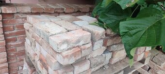 Použité cihly(cena dohodou) - 3