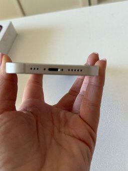 iPhone 14 bílý 128 GB - 3