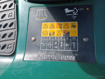 Prodám-zahradní traktor YardMan AN5150 Autodrive - 3