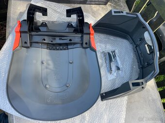 Gardena domeček pro robotické sekačky SILENO - 3